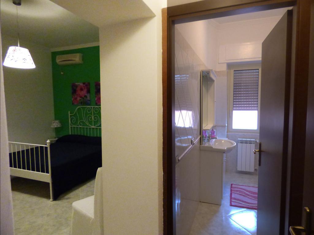 La Darsena Di Fiumicino Bed and Breakfast Habitación foto